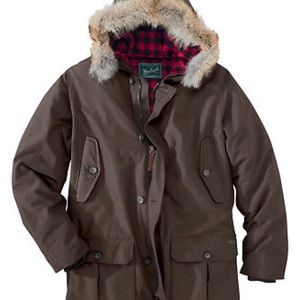 Men’s Woolrich Arctic Parka, brown, size medium